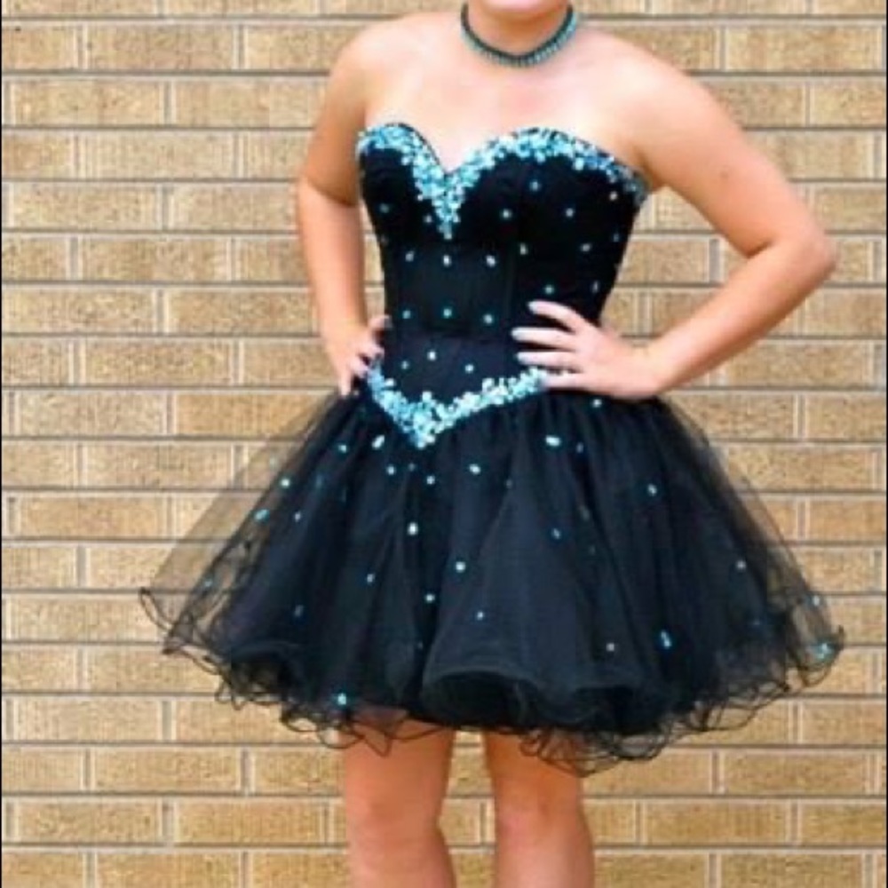 Miri Lee Formal Dress